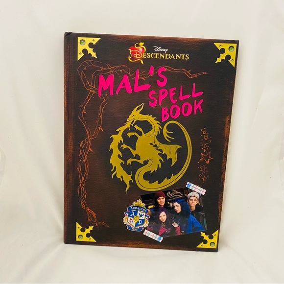 Disney Descendants  Mal's Spell Book Hardcover 2015 Disney Channel - Picture 14 of 14